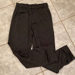 Nike Boys Medium Dri-Fit Athletic Pant.